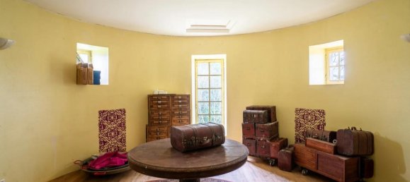 10 bedrooms House in Vitry-aux-Loges, France No. 244889 8