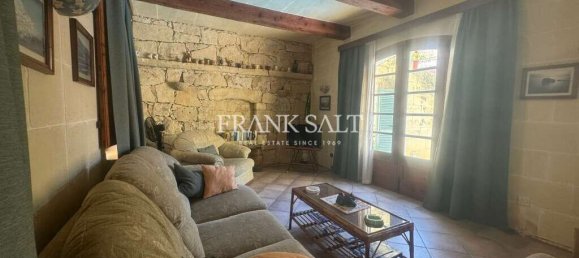 4 غرف نوم مزرعة في Gharb, Malta رقم 5415 9