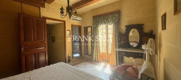 4 غرف نوم مزرعة في Gharb, Malta رقم 5415 15