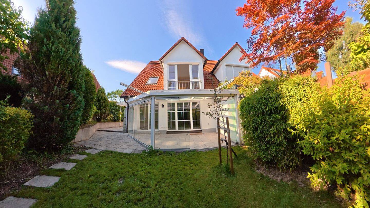 5غرفة تاون هاوس في Furstenfeldbruck, Germany رقم 269434