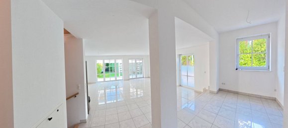 5غرفة تاون هاوس في Furstenfeldbruck, Germany رقم 269434 2