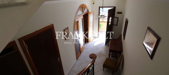 4 غرف نوم فيلا في Saint Paul's Bay, Malta رقم 10790 5