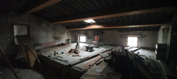 Edificio en Montelimar, France No. 195539 6