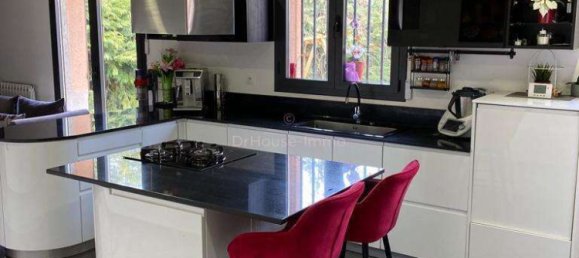 6 Schlafzimmer Haus in Villepinte, France, Nr. 138443 5