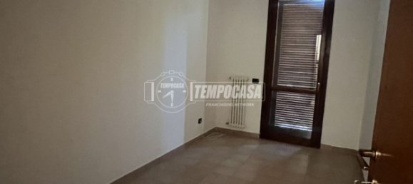 6 rooms Garage in Castrocaro Terme e Terra del Sole, Italy No. 293671 8