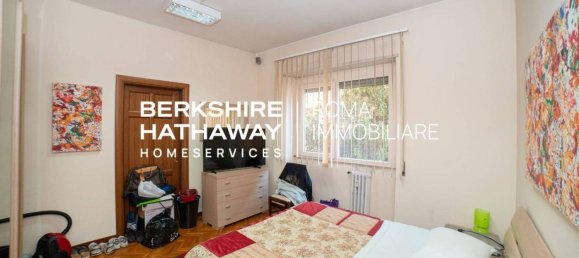 3 rooms Apartment in Rome, Italy No. 44730 8