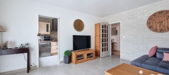 Apartamento de 3 dormitorios en Sucy-en-Brie, France No. 173438 5