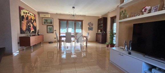 2 chambres Appartement à Cosenza, Italy No. 358677 5