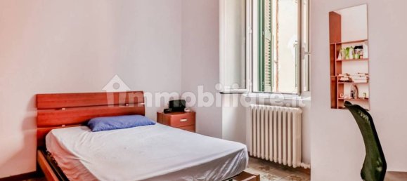 4 bedrooms Apartment in Rome, Italy No. 32649 9