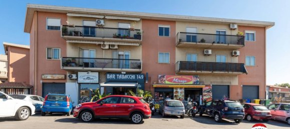 2 bedrooms Apartment in Catania, Italy No. 127429 2