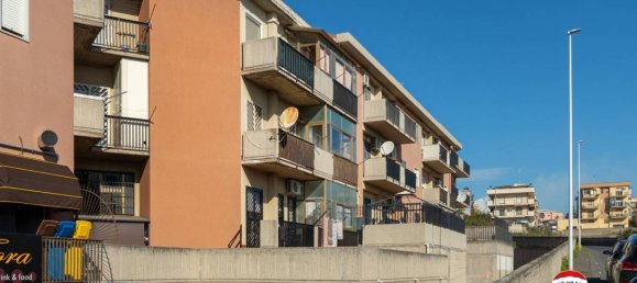 2 bedrooms Apartment in Catania, Italy No. 127429 18