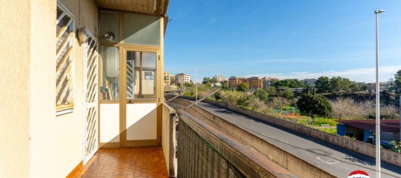 2 bedrooms Apartment in Catania, Italy No. 127429 16