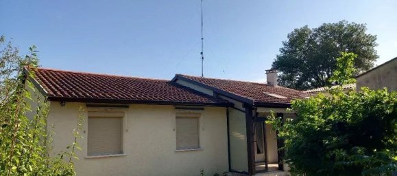 3 bedrooms House in Bergerac, France No. 343843 3