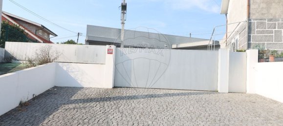 Здание 950м² в Санта Эулалия, Португалия № 176436 6