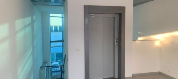 325m² Office in Castel Maggiore, Italy No. 227091 34