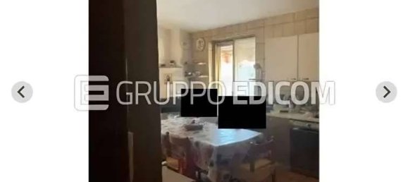 5 rooms Apartment in Catanzaro, Italy No. 184784 4