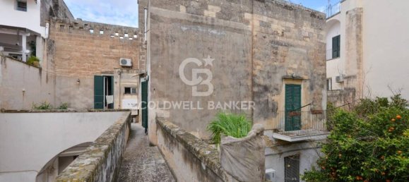 Apartamento de 4 dormitorios en Lecce, Italy No. 238575 14