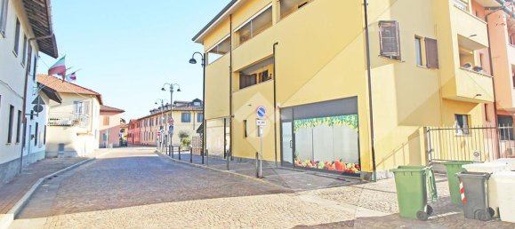 1 room Commercial property in Pregnana Milanese, Italy No. 80273 13
