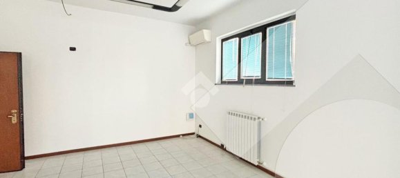 1 room Commercial property in Pregnana Milanese, Italy No. 80273 8