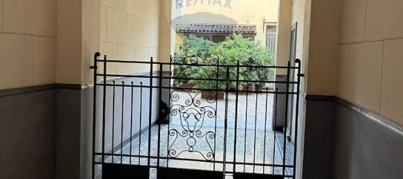 2 rooms Apartment in Milan, Italy No. 240991 2