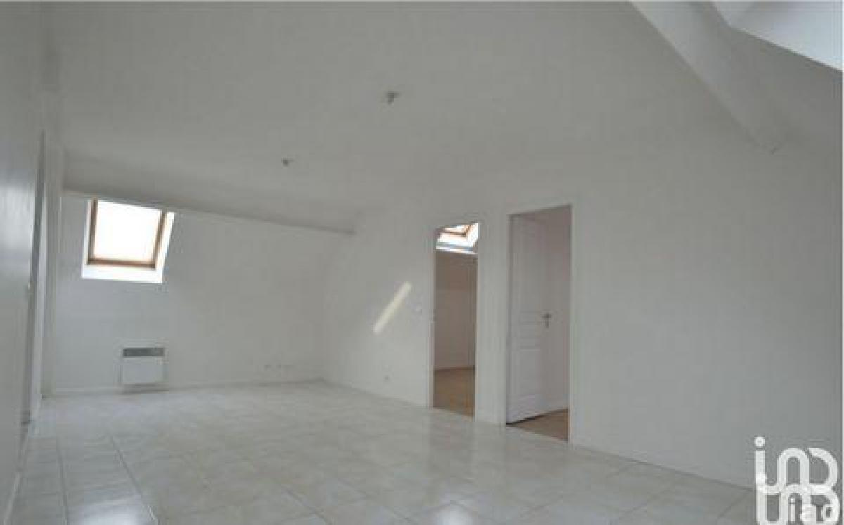 2 chambres Condo à Gonesse, France No. 26301