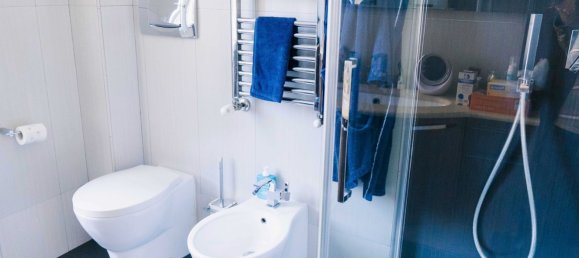 3 rooms Apartment in Rome, Italy No. 188743 20