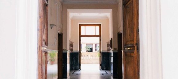 3 rooms Apartment in Rome, Italy No. 188743 2