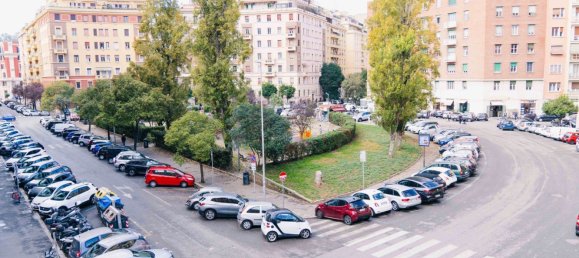 3 rooms Apartment in Rome, Italy No. 188743 12