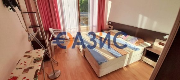 2 bedrooms Apartment in Sveti Vlas, Bulgaria No. 380 8