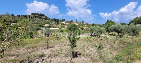 Земельный участок 4191м² в Мессина, Италия № 72738 22