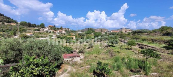 Земельный участок 4191м² в Мессина, Италия № 72738 16