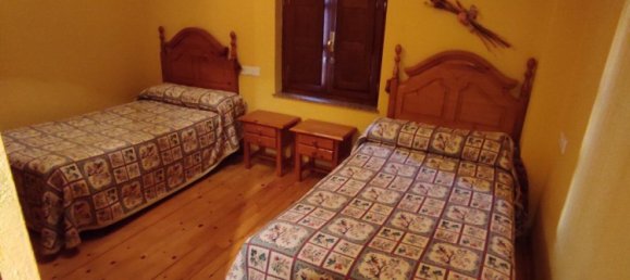 9 Schlafzimmer Gebäude in Luyego, Spain, Nr. 132014 11