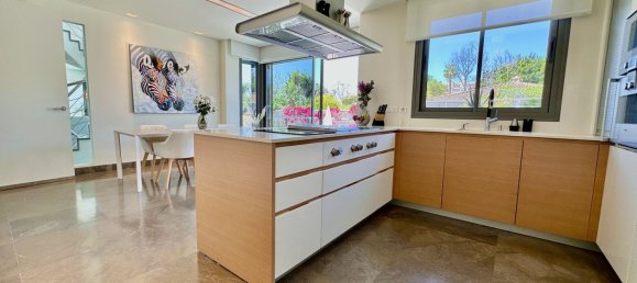 Вилла с 4 спальнями в Марбелья, Испания № 146569 12