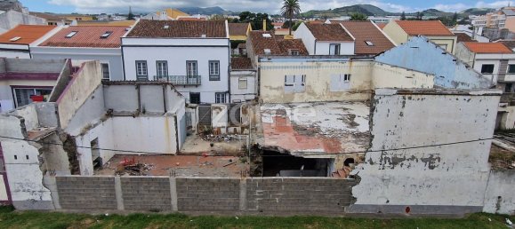 1363m² Building in Ponta Delgada, Portugal No. 87280 12