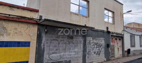 1363m² Building in Ponta Delgada, Portugal No. 87280 6