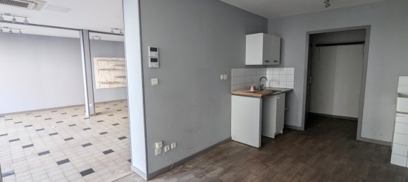 1 bedroom Apartment in Villers-Cotterets, France No. 240714 3