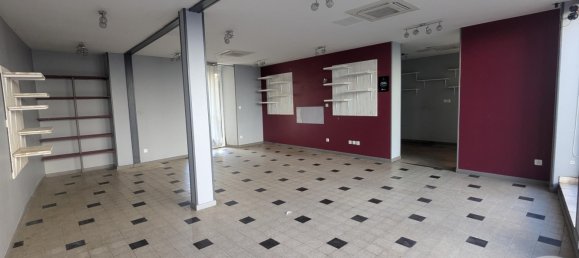 1 bedroom Apartment in Villers-Cotterets, France No. 240714 2