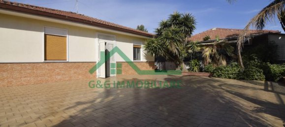 3-Zimmer Haus in Catania, Italy, Nr. 230488 3