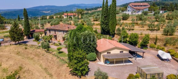 3 bedrooms Villa in Arezzo, Italy No. 264804 46