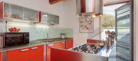 14 rooms Villa in Carrara, Italy No. 45785 4