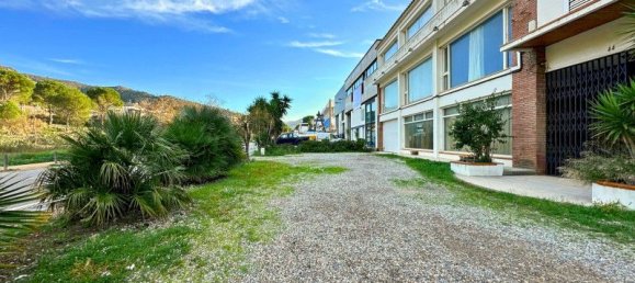 3 bedrooms Building in El Port De La Selva, Spain No. 77382 9