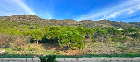 3 bedrooms Building in El Port De La Selva, Spain No. 77382 2