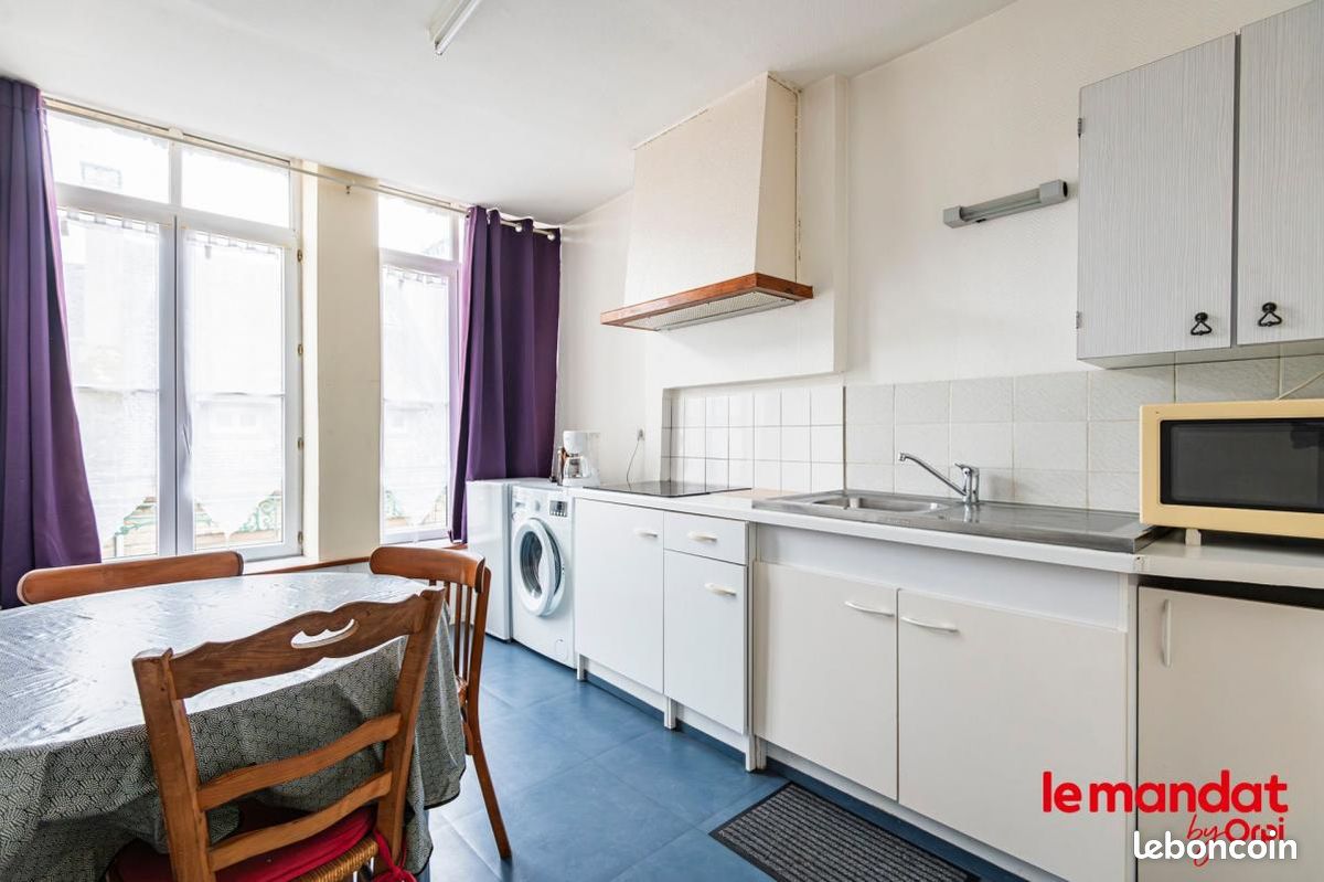 4 bedrooms Building in Charleville-Mezieres, France No. 336742