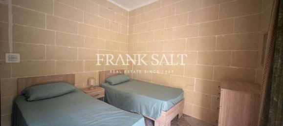 2 bedrooms Apartment in Xlendi, Malta No. 6103 10