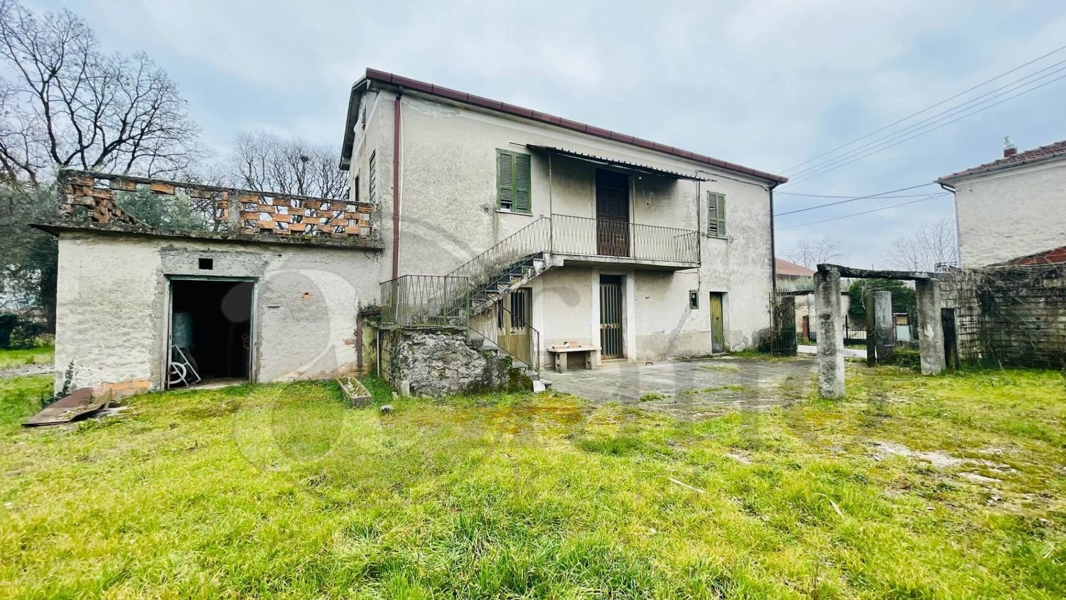 10 rooms House in Roccasecca, Italy No. 87749