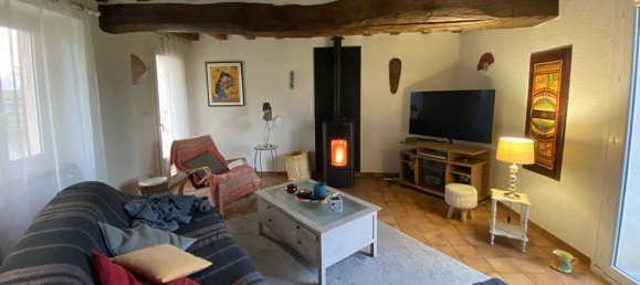 3 bedrooms House in Houdan, France No. 150746 3