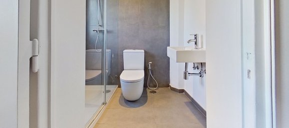 4 bedrooms Apartment in Lisbon, Portugal No. 90098 12