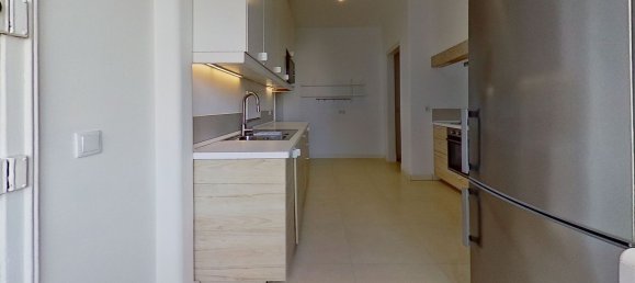 4 bedrooms Apartment in Lisbon, Portugal No. 90098 11