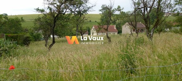 Land in Pierreville, France No. 86409 2