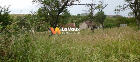Land in Pierreville, France No. 86409 3